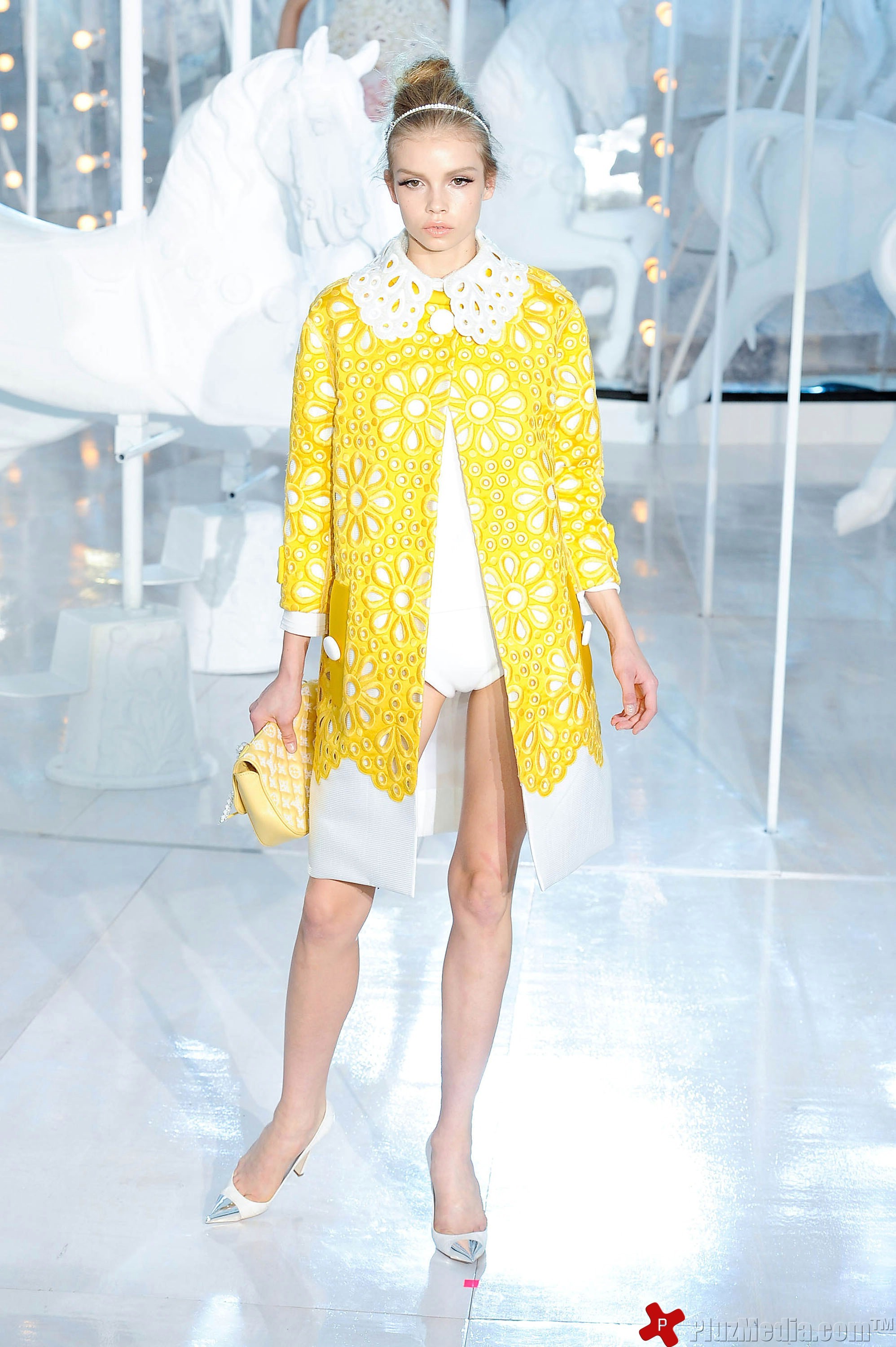 Paris Fashion Week Spring Summer 2012 Ready To Wear - Louis Vuitton - Runway | Picture 95913